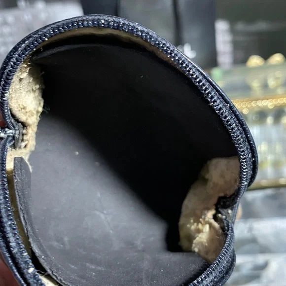 Authentic CHANEL Timeless CC Caviar Coin Purse - Picture 13 of 16